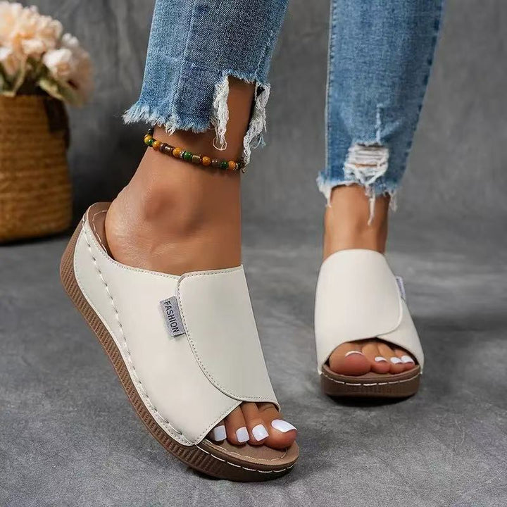 Comfortable sandals with arch support