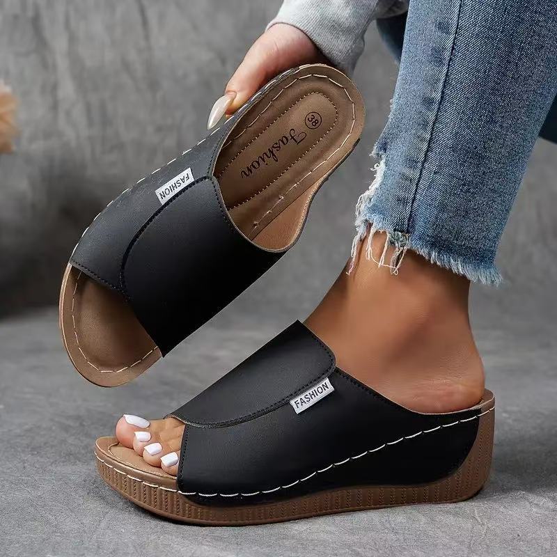Comfortable sandals with arch support